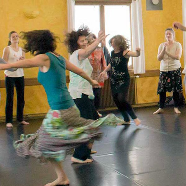 À Chambéry danser la biodanza